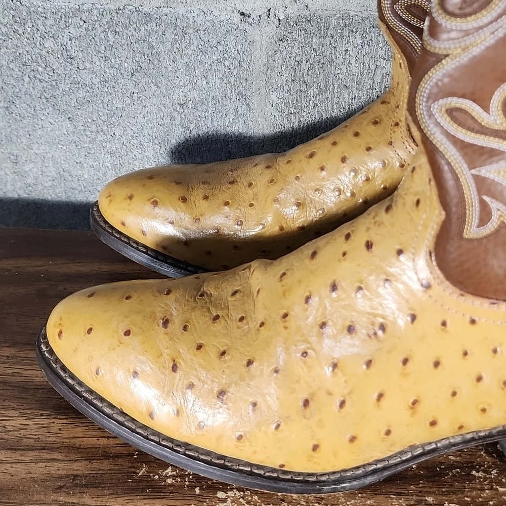 Vintage Laredo Cowboy Ostrich Boots Mens Size 12EW Model# 69032